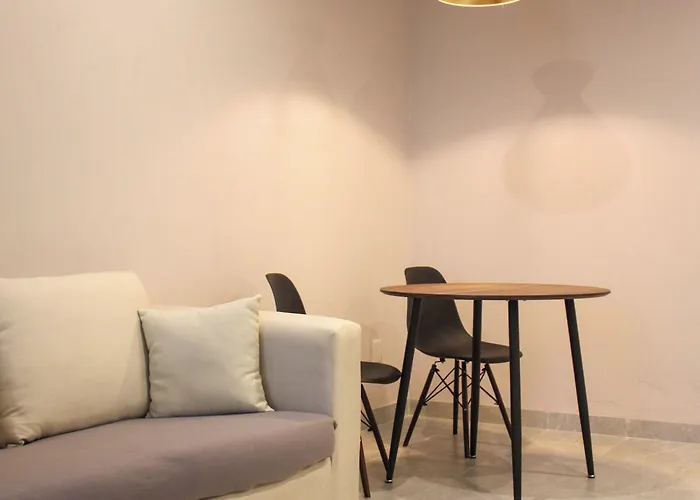 Nayfer Aparthotel 4*